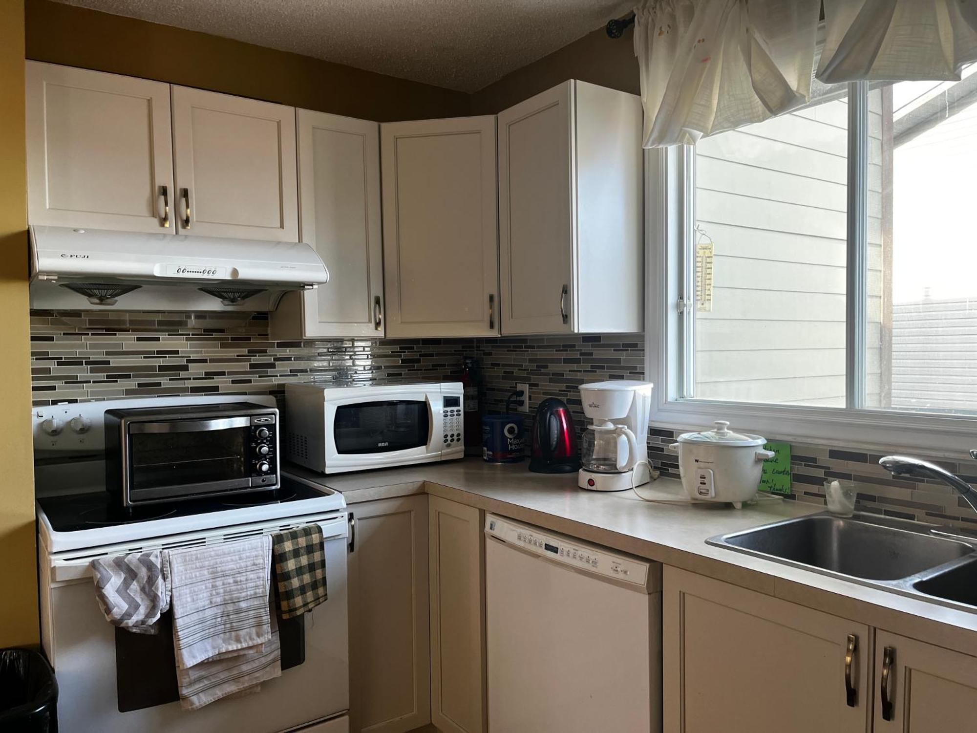 Beautiful Room Close Airport! YYC Exterior foto