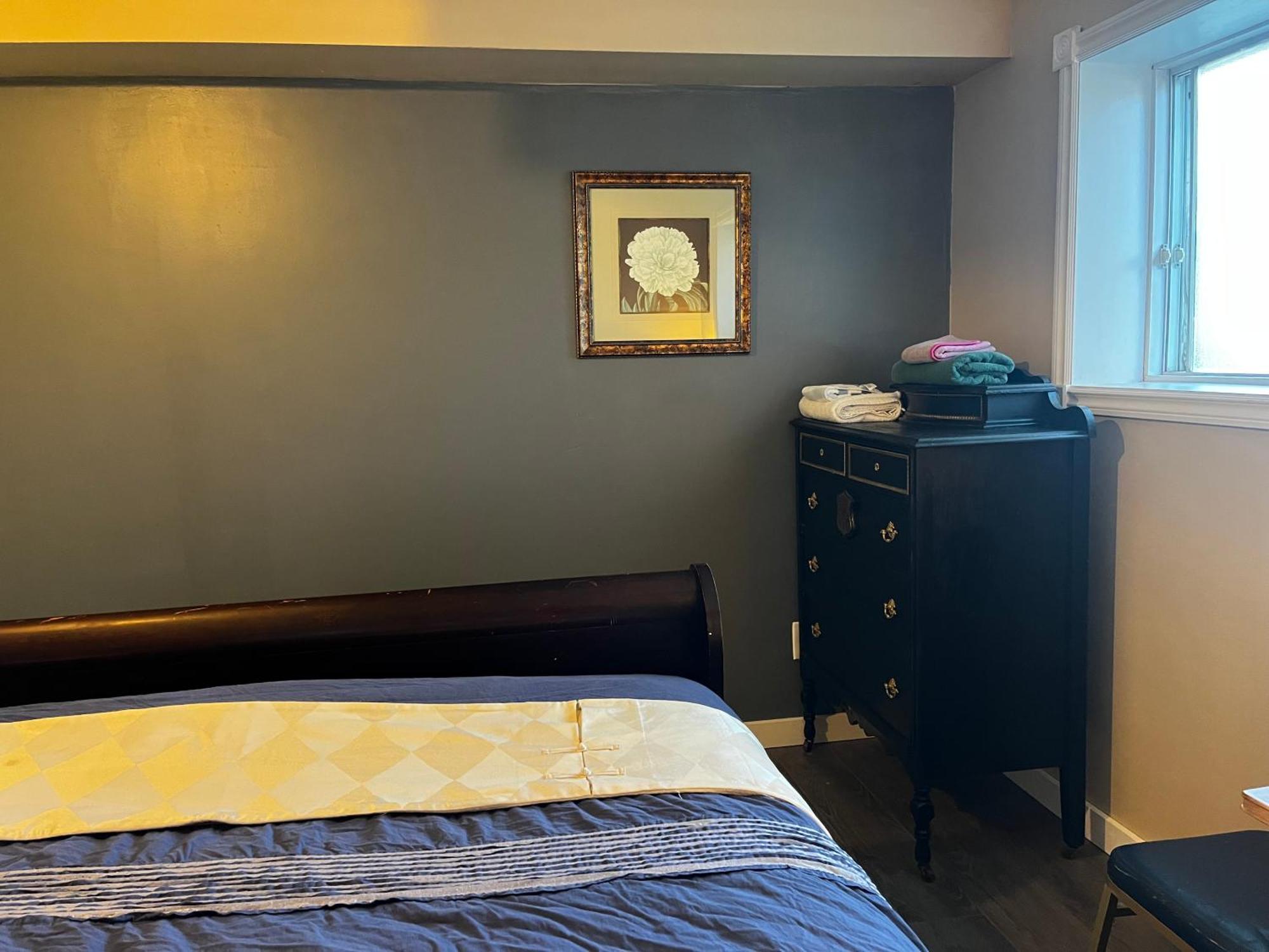 Beautiful Room Close Airport! YYC Exterior foto