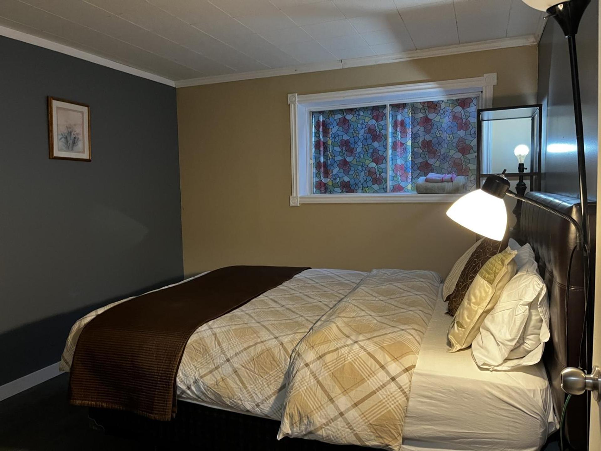 Beautiful Room Close Airport! YYC Exterior foto