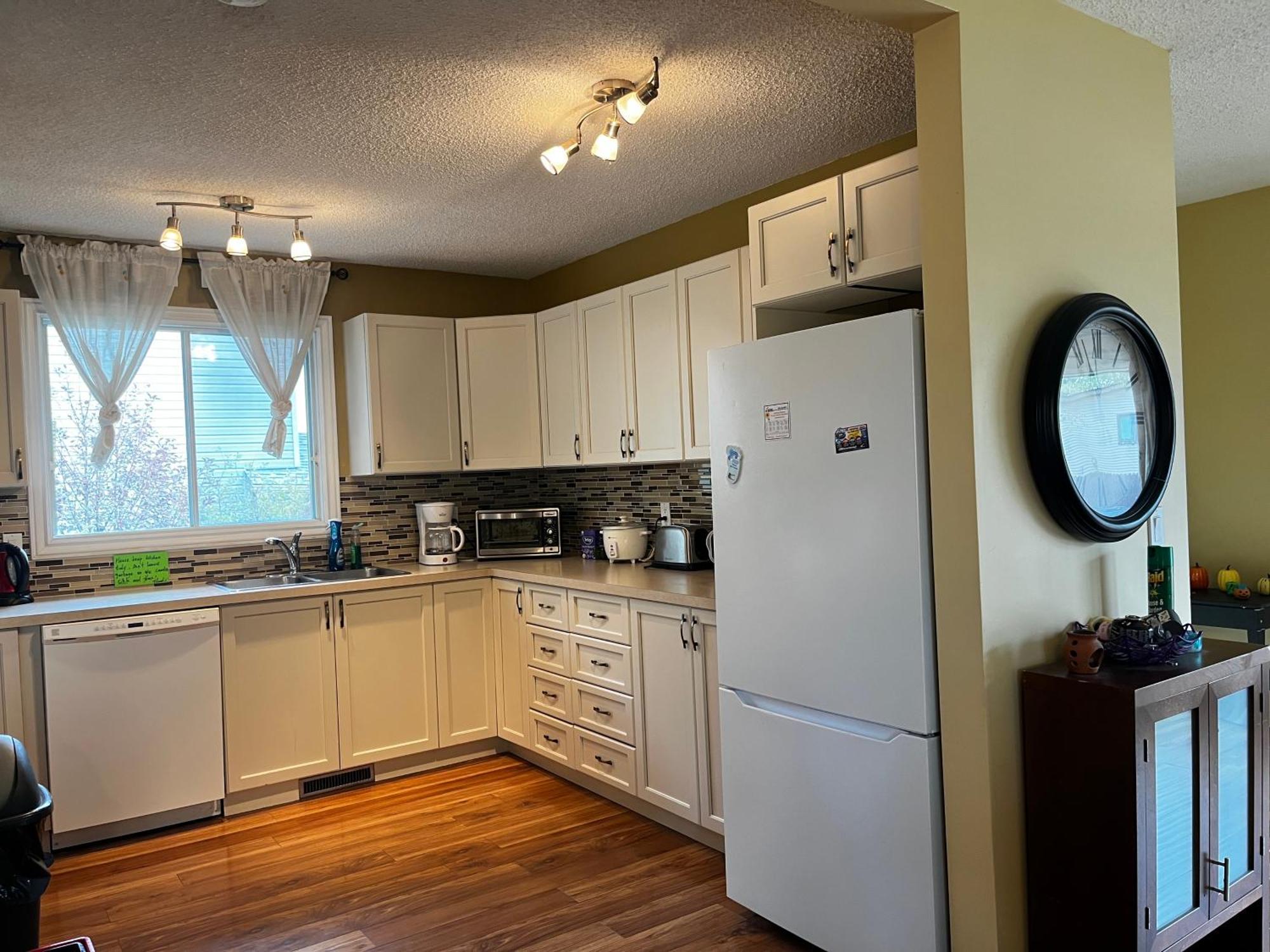 Beautiful Room Close Airport! YYC Exterior foto